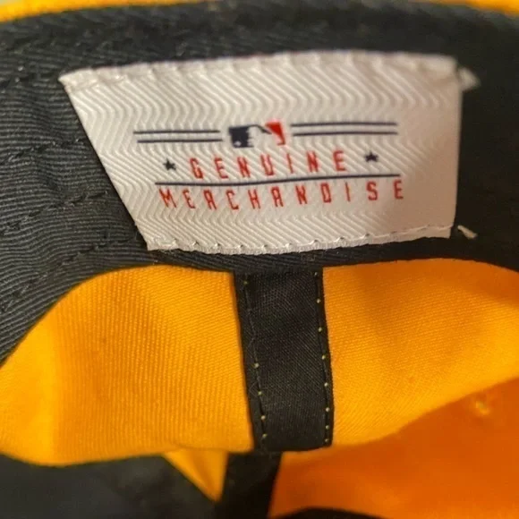 PITTSBURGH Pirates women’s baseball cap by Genuine Merchandise One Size Fits All - Picture 4 of 7